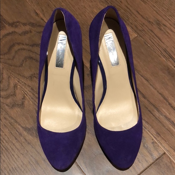 Metallic heeled pumps - Picture 1 of 4